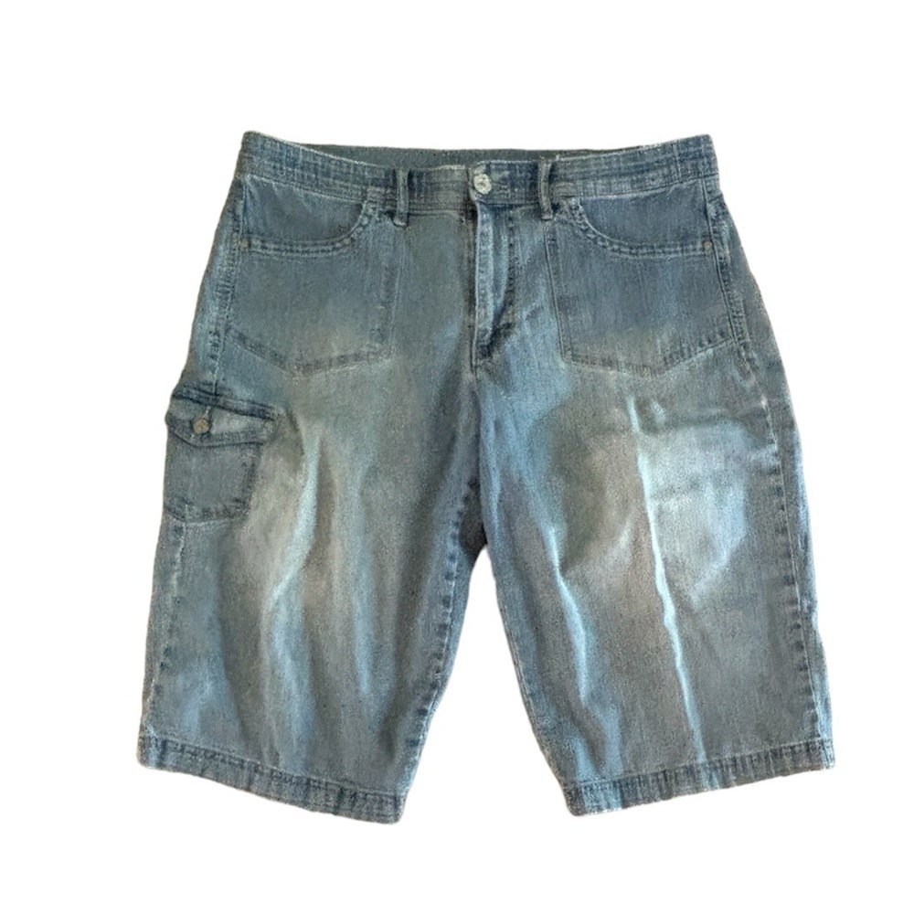 Gloria Vanderbilt Women’s Jean Shorts Cargo Style Distressed Size 14P